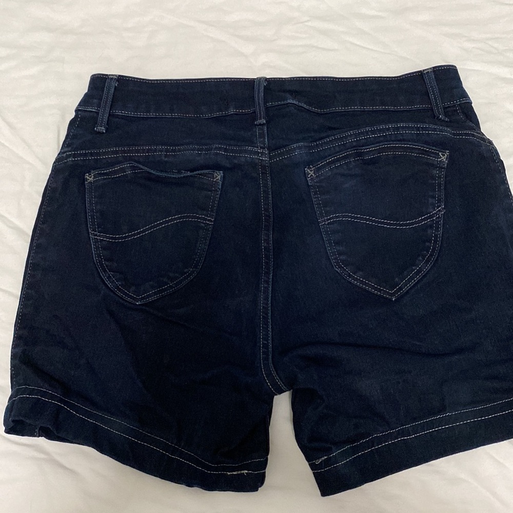 LEE Riders - Picture 2 of 4